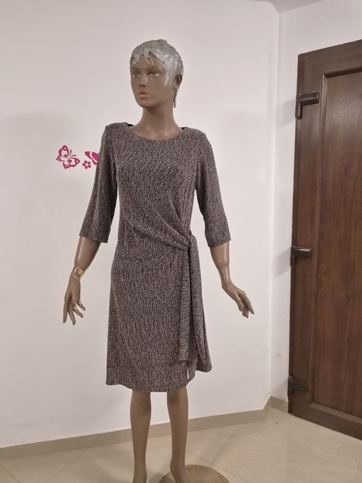 Rochie elegantă mărimea 40