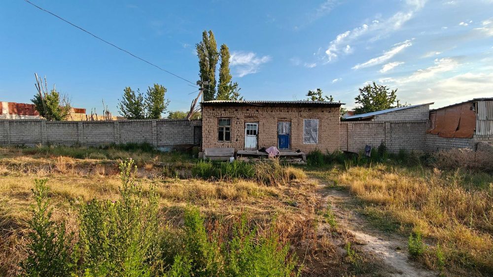 Продаётся участок 10 соток, Зангиатинский район, махалля Чинор