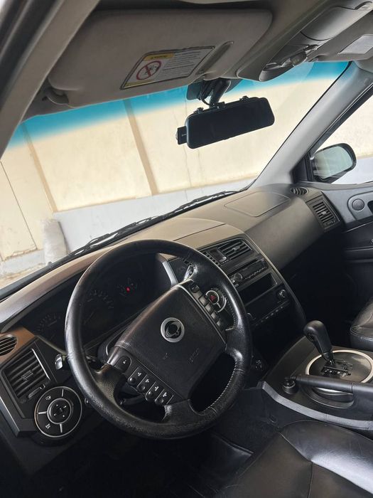 Мошина сотилади сан йонг камерон