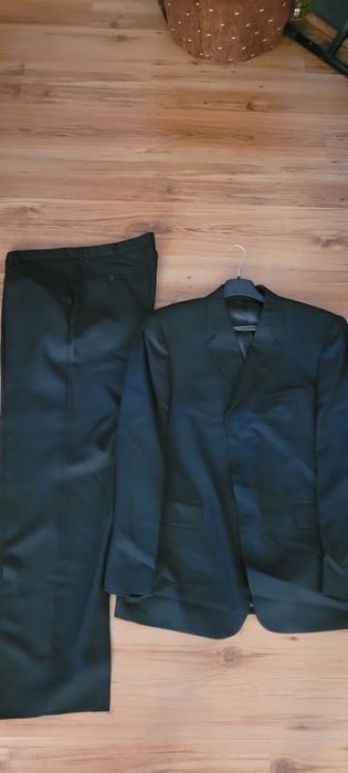 Costum bărbați nou