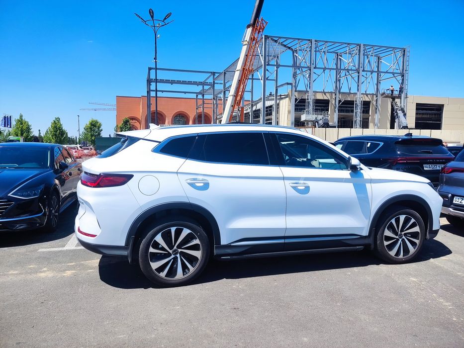 Vajdeniya BYD, Cobalt, Onix вождения