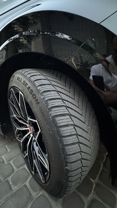 Продаётся  Kia karnival high Limousine