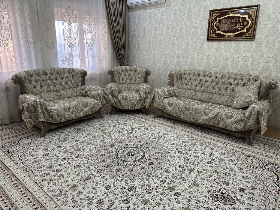 Диван 3-ка Патютьков в отличном сотоянии