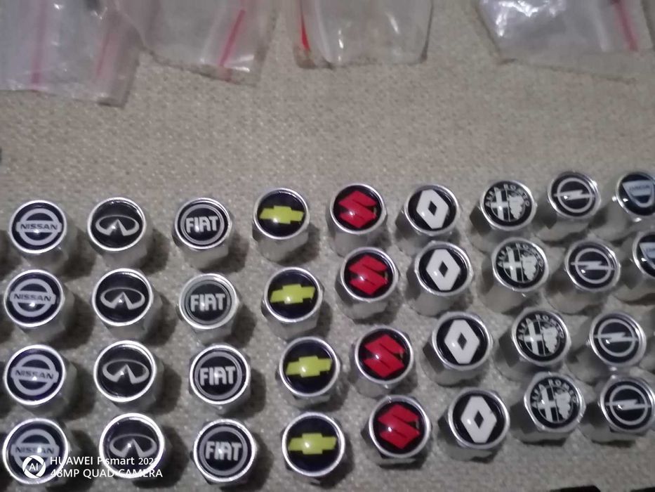 Метални капачки различни модели и цветове