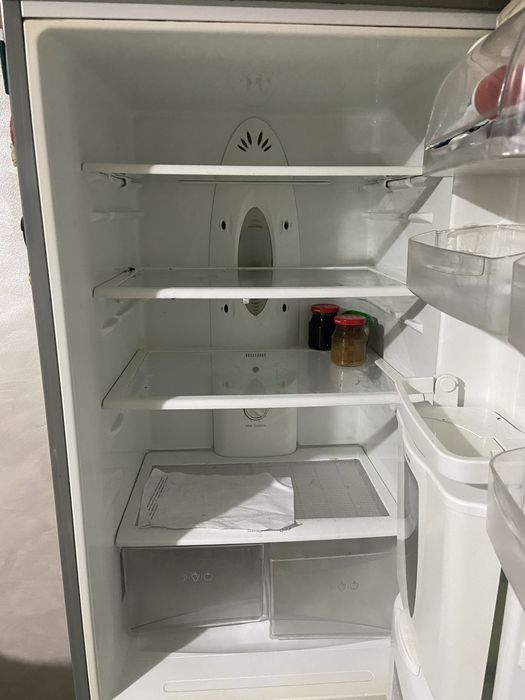 Продам холодильник LG