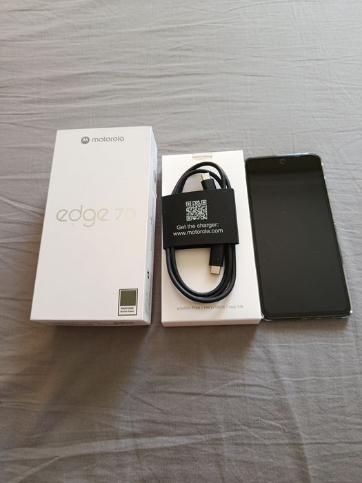 Чисто нов Motorola edge 70