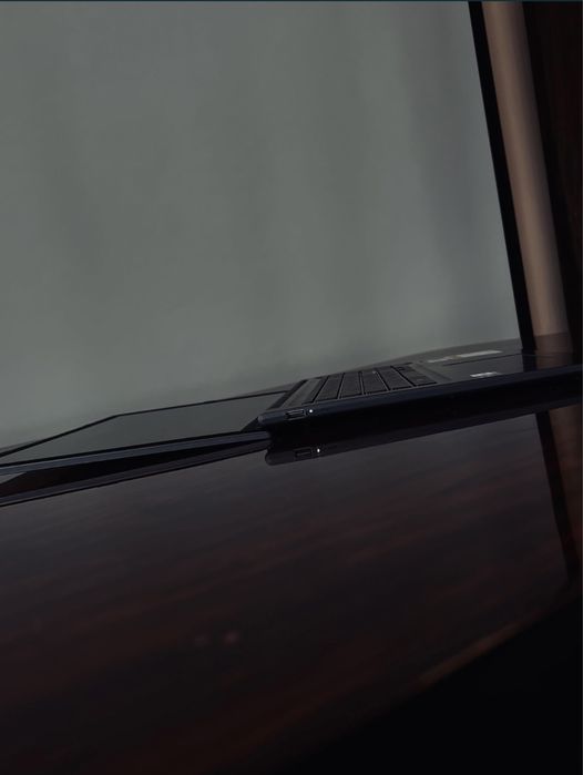 Продам ноутбук Asus Vivobook 17