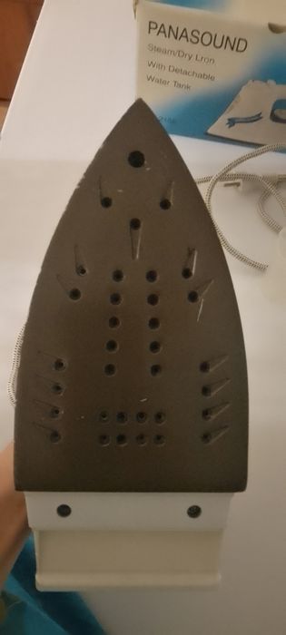 Утюг с функцией пара