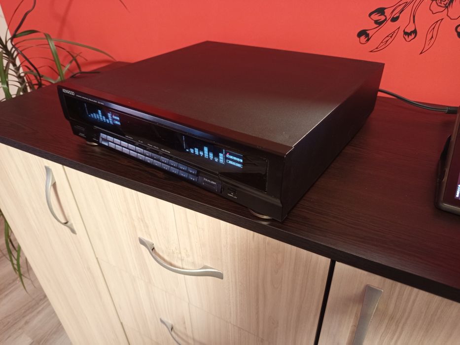 Еквалайзер Kenwood GE-540