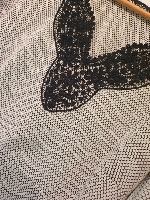 Официална рокля.