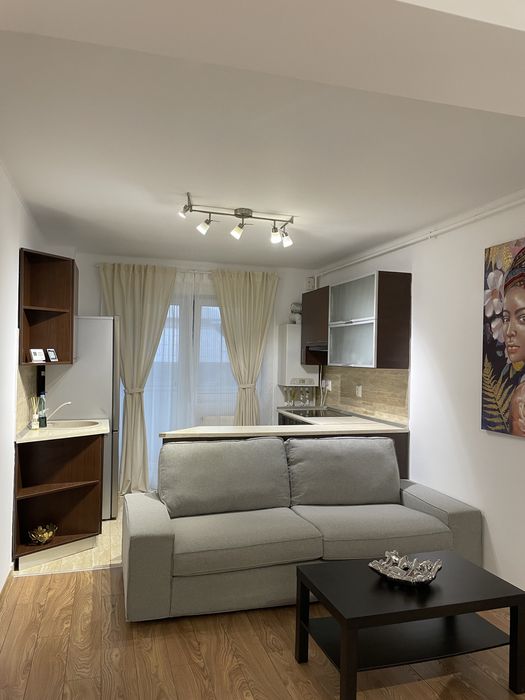 Inchiriere 2 camere Metropotitan Residence Aparatorii Patriei