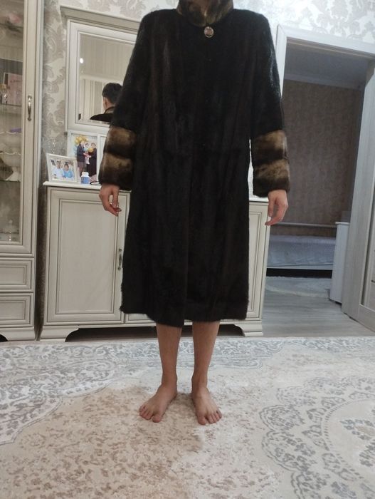 Продам норковую шубу