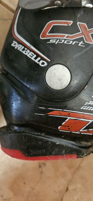 Ски, ски обувки и щеки