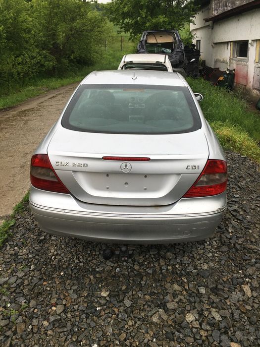 Dezmembrari piese Mercedes CLK A209  2.2 cdi an 2006