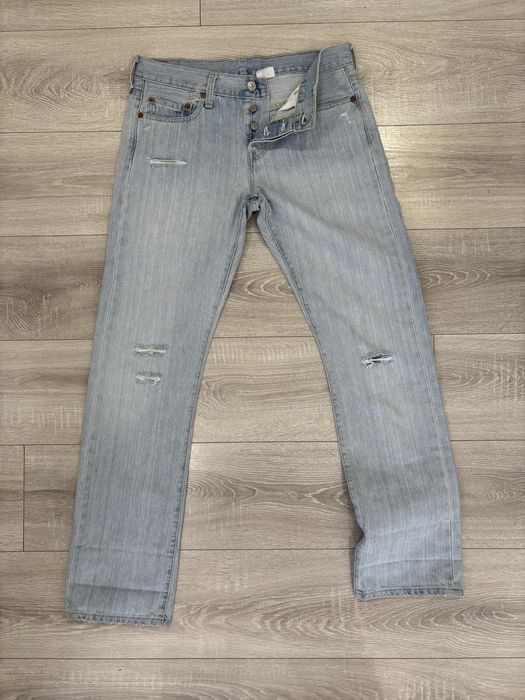 Levi’s джинсы модель 501 ярко синие/голубые.