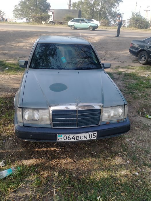 Mersedes Benz 124