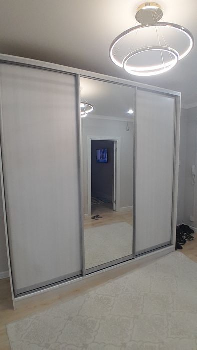 Продам шкаф купе