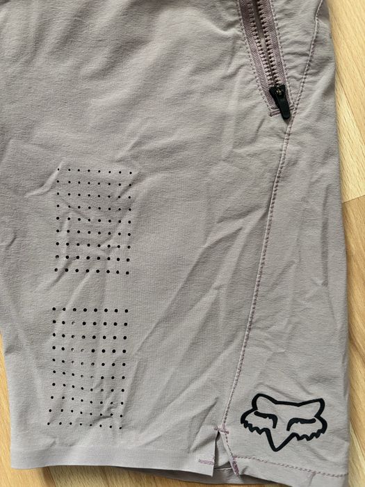 Pantaloni dama Fox  FlexAir XS, echipament ciclism