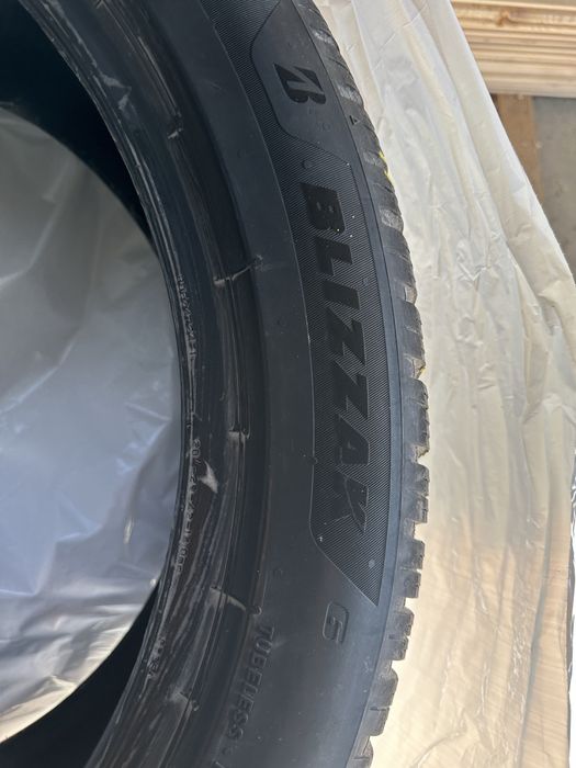 Anvelope iarna 255/45/20,Bridgestone Blizzak