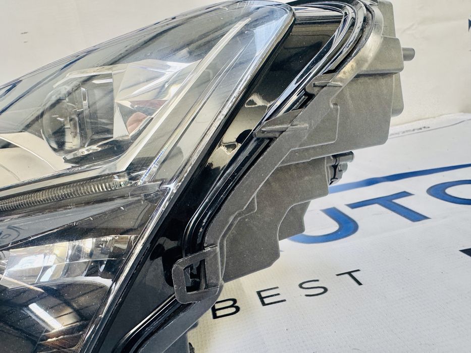 Far stanga Full Led Skoda SUPERB 3 model dupa 2019 cod 3V1941015D