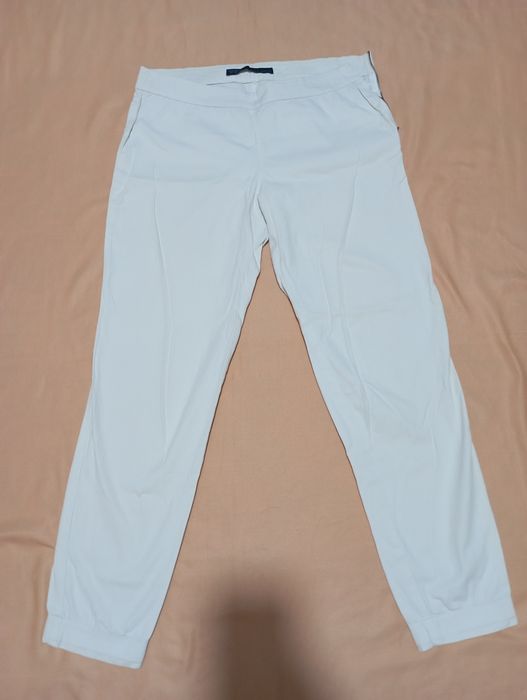 Продаю б/у в хорошем состоянии одежды