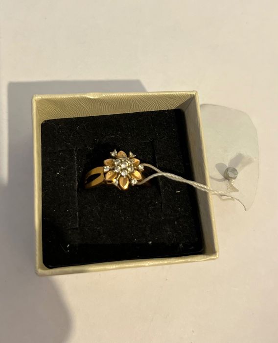 Золотое кольцо 2.31г