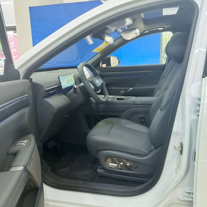 Dongfeng 008 202KM Ultra Gibrid Restayling Full 2026 3 yil garantiya