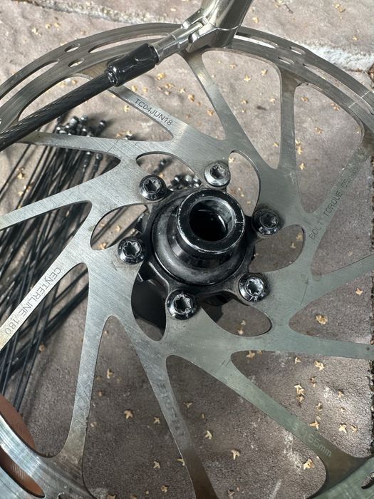 Butuc roata spate Syncros 12 V