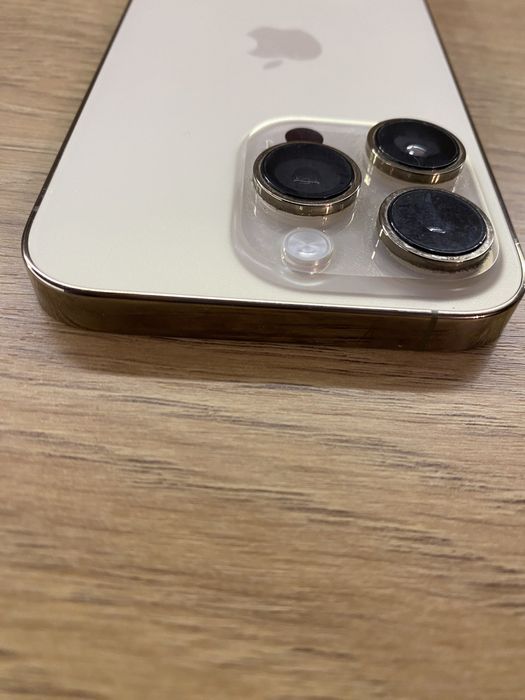 Корпус 14 Pro Gold-Перфектен