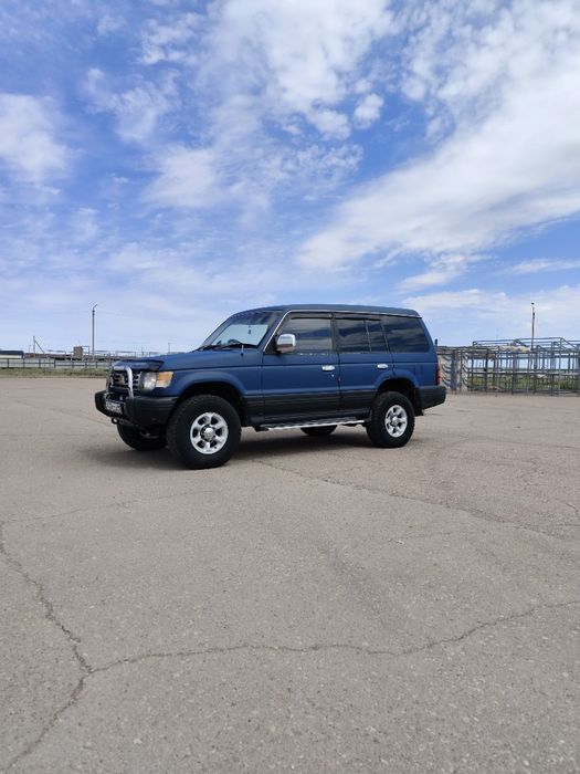 Mitsubishi Pajero 2 2.5