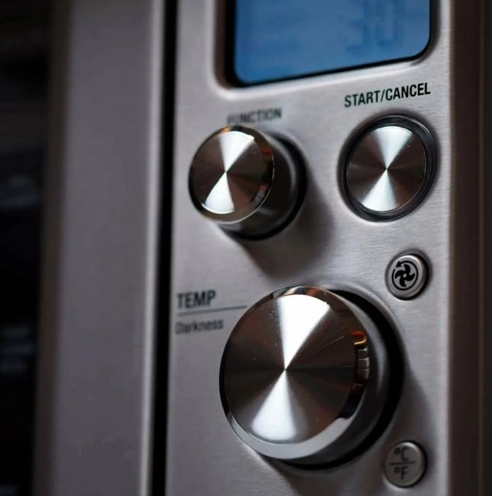 Продам Мини печь Bork W500