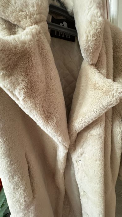 Шуба бежевая новая