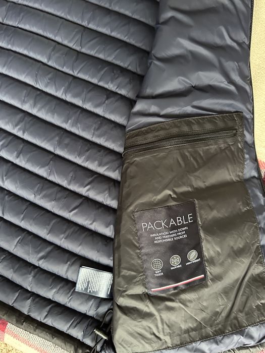 Елек Tommy Hilfiger