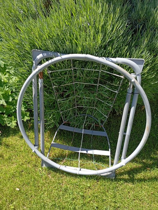 Продавам шезлонги