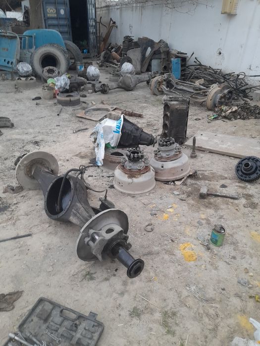 Зил запчастлар сотилади