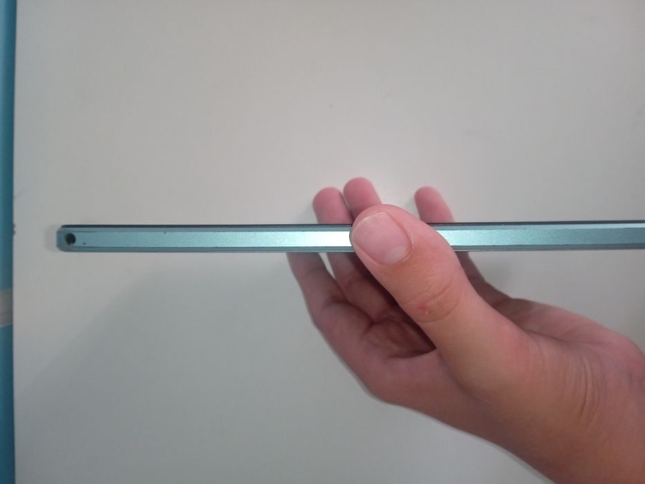 Планшет Teclast 64 Гб Сдох аккумулятор