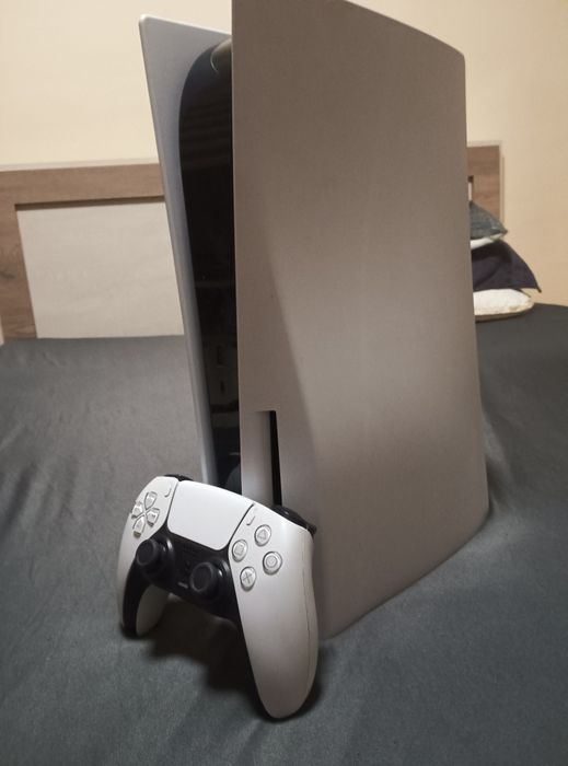 PlayStation 5 (PS5) Disk Edition