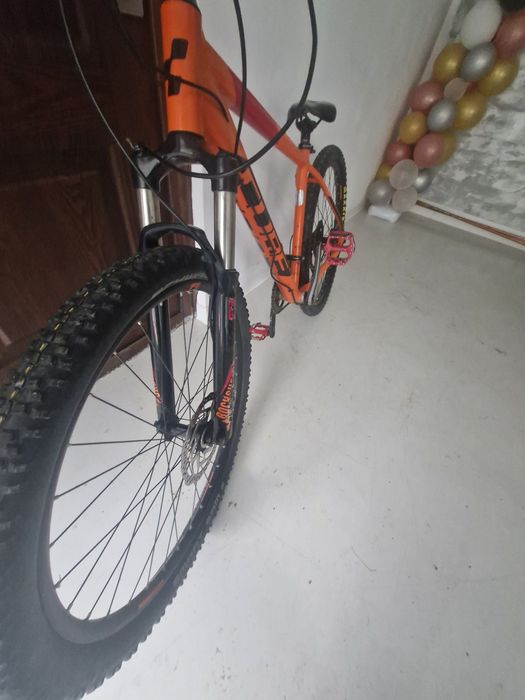 Bicicleta cube hardtail