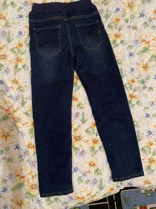 Продам теплые джинсы на мальчика