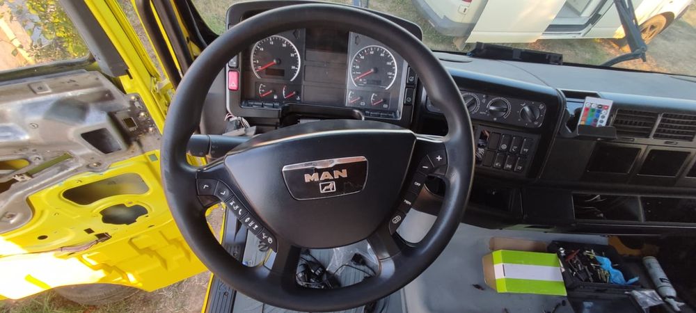 MAN TGA 26.363 – Restaurat, 360 CP, 7000€ Negociabil