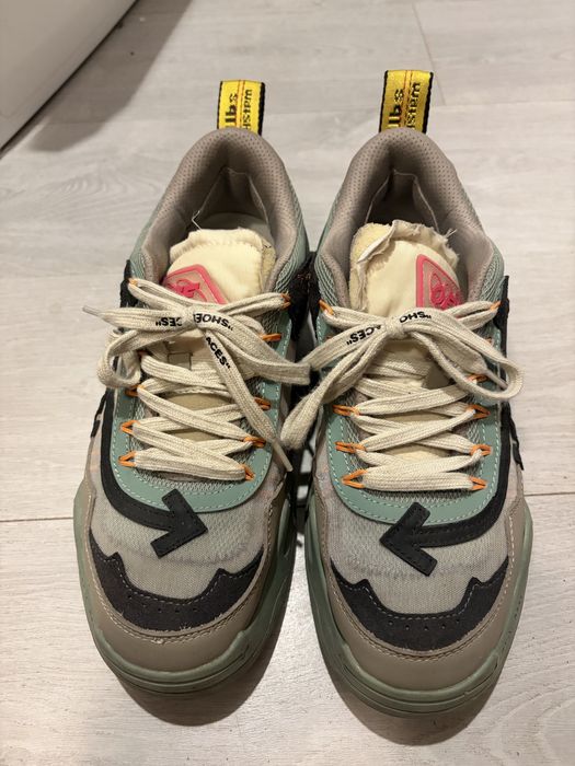 Off-White Odsy 1000