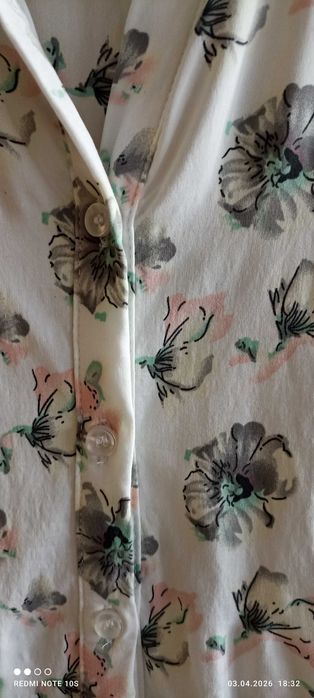 Ефирна дамска риза с флорален десен