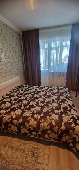 Шторы и покрывало