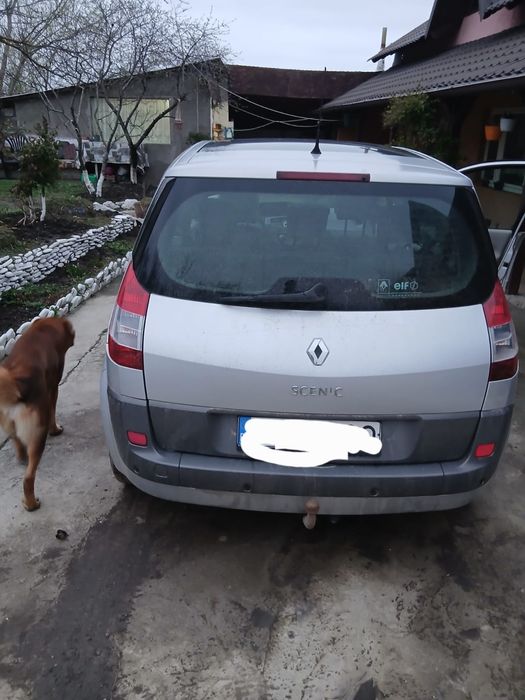 Vând renault megane