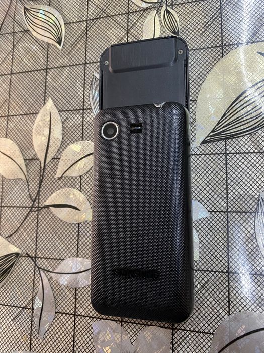 Продам Samsung e2330