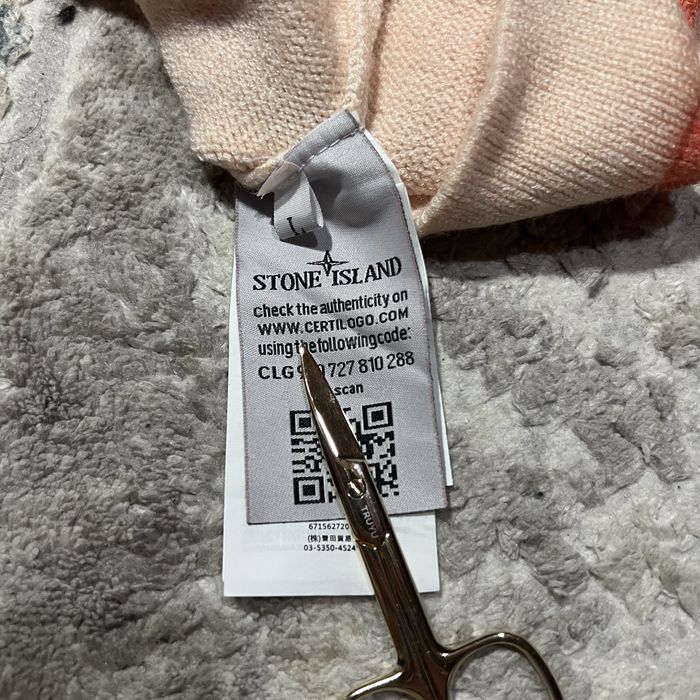 Свитер STONE ISLAND Hand-Sprayed Airbrush Treatment Sweater