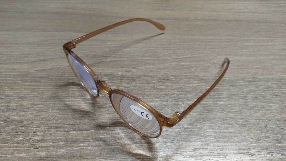 Ochelari vedere damă, femei, de aproape - CITIT