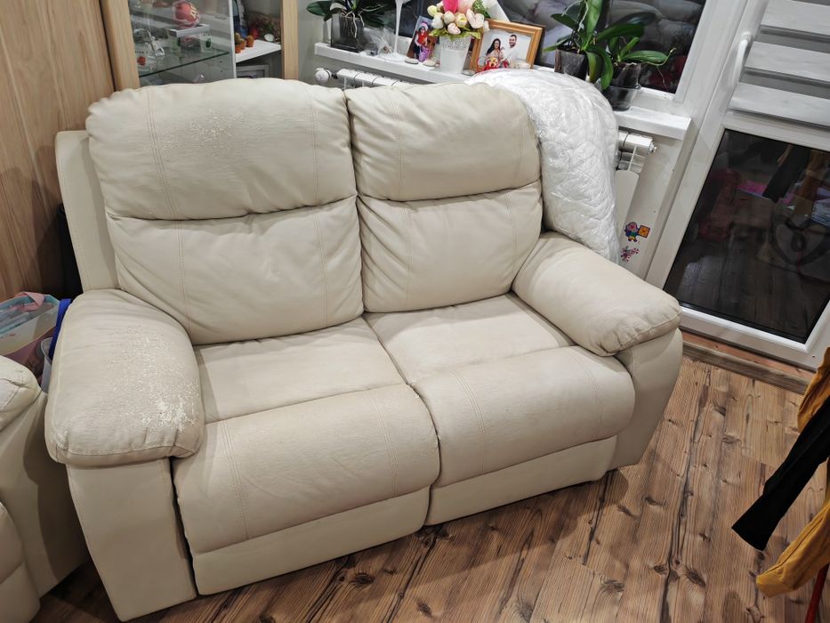 Продавам холна гарнитура 3+2+1