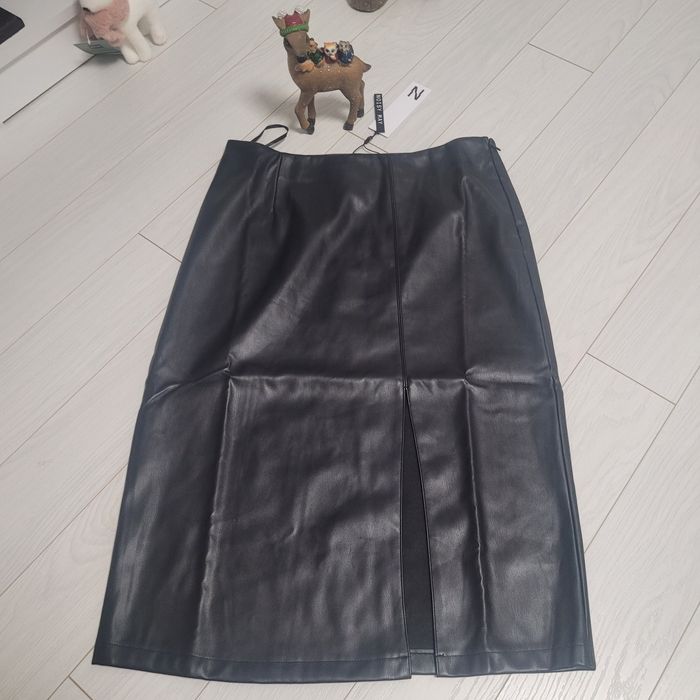 Fusta imitatie piele