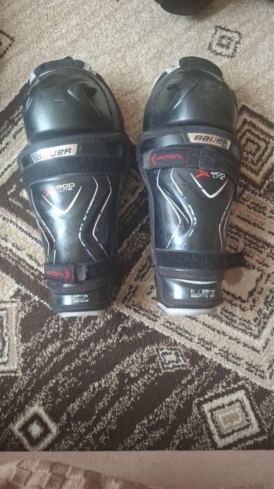 продаю хоккейную форму